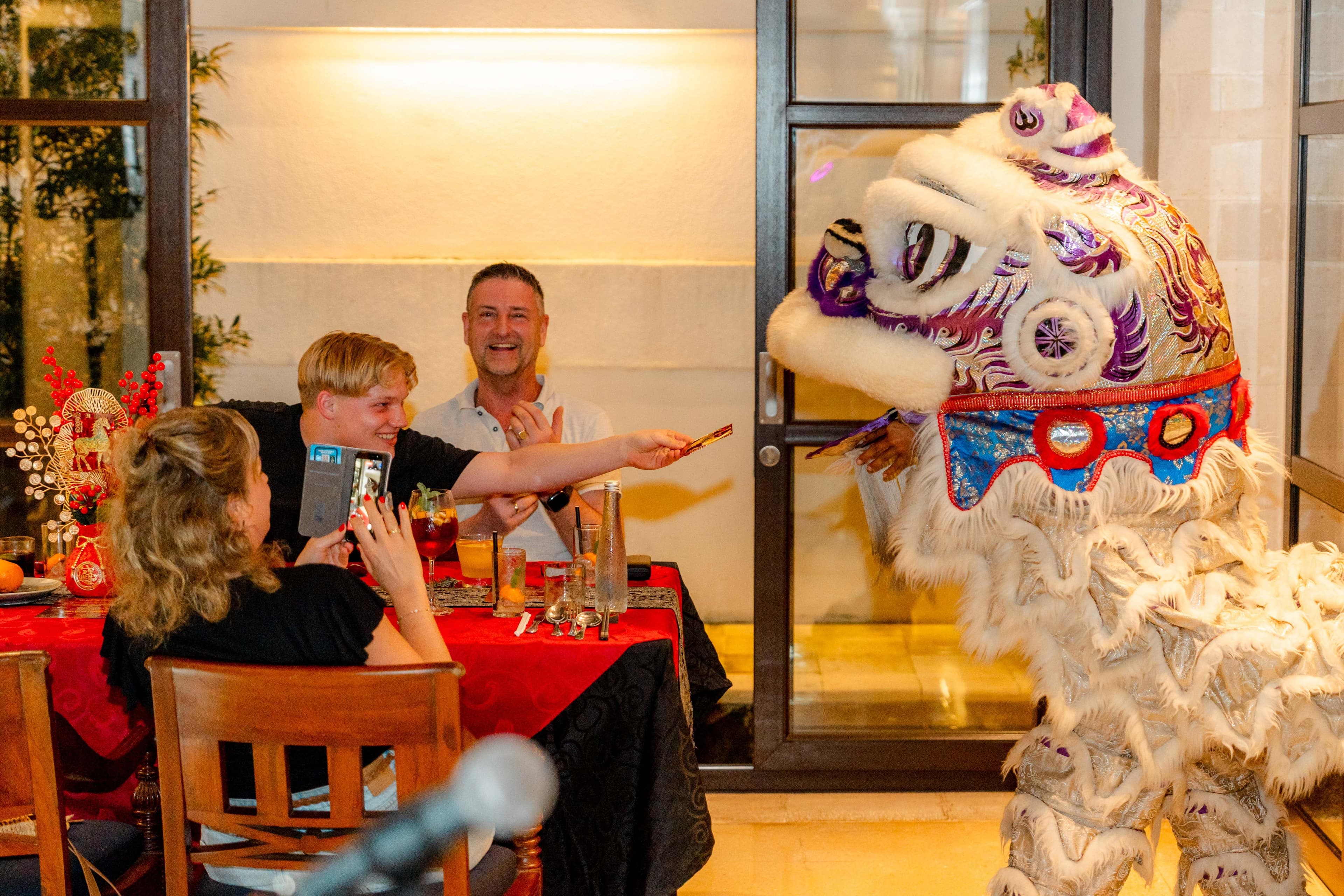 Guest dining moment